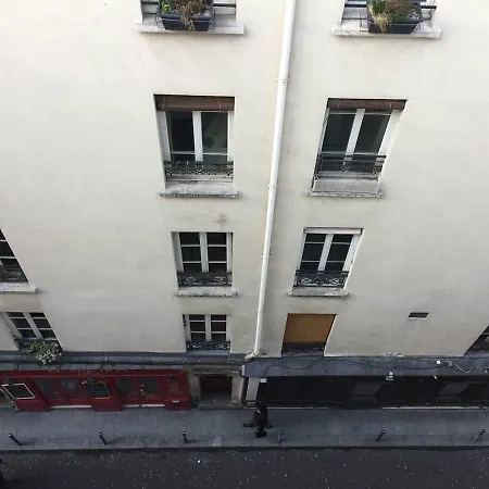 Rose St Germain Des Pres * Parigi