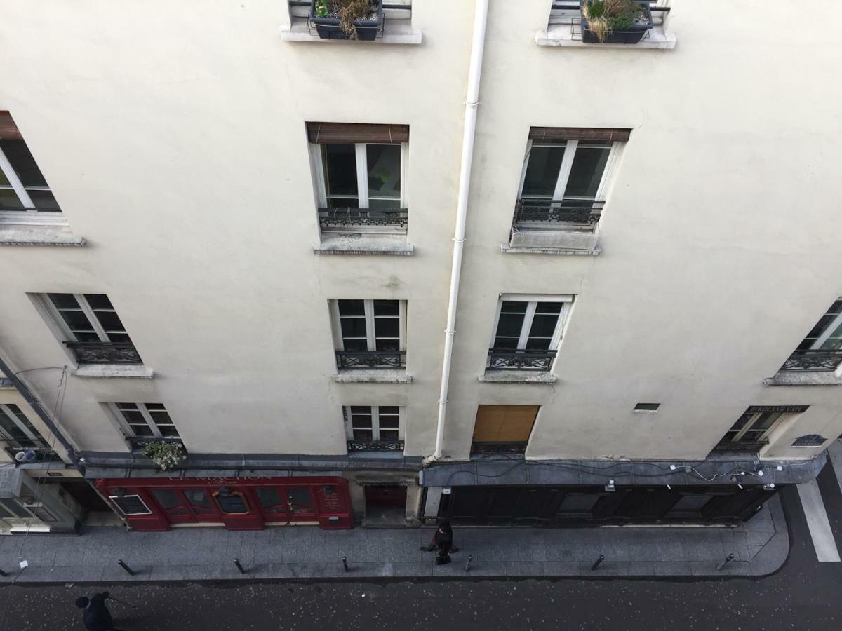 Rose St Germain Des Pres * Parigi